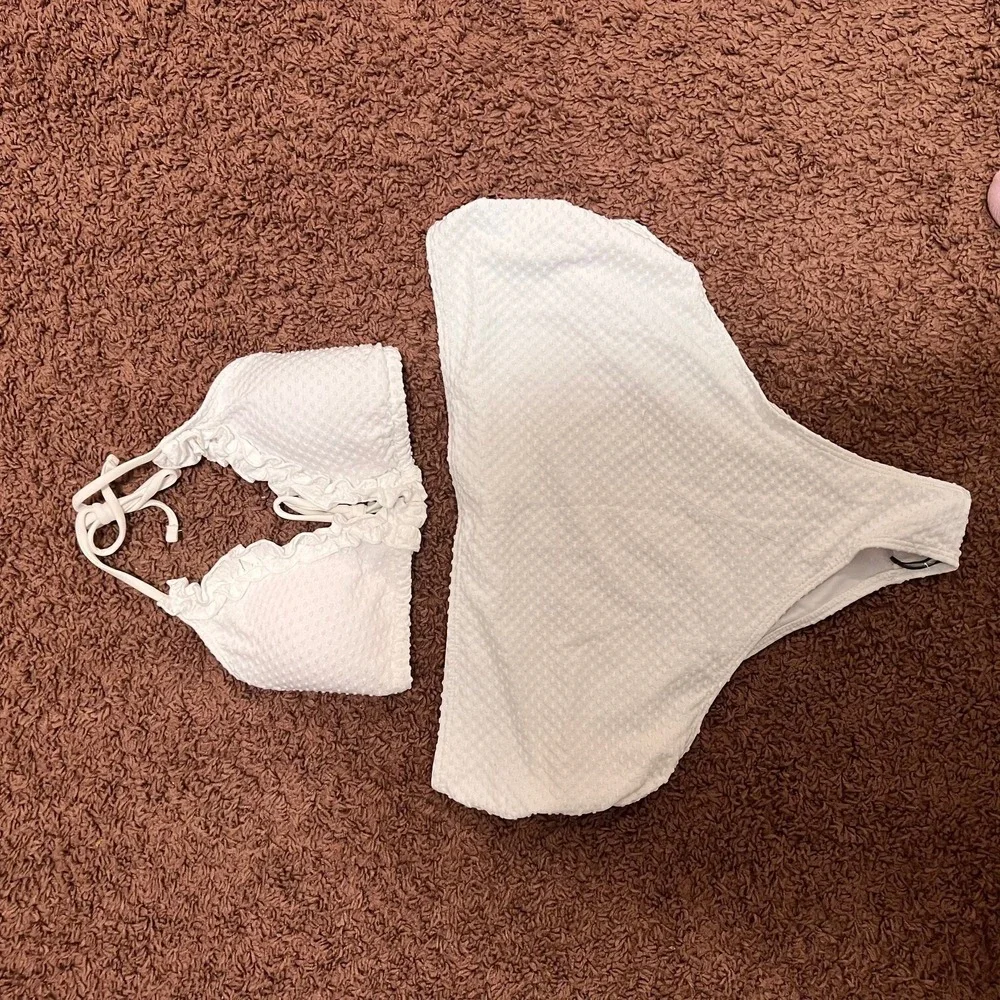 Womens 3 Piece Triangle Halter Bikini Set Ruffle‎ Textured Fabric Size XL White